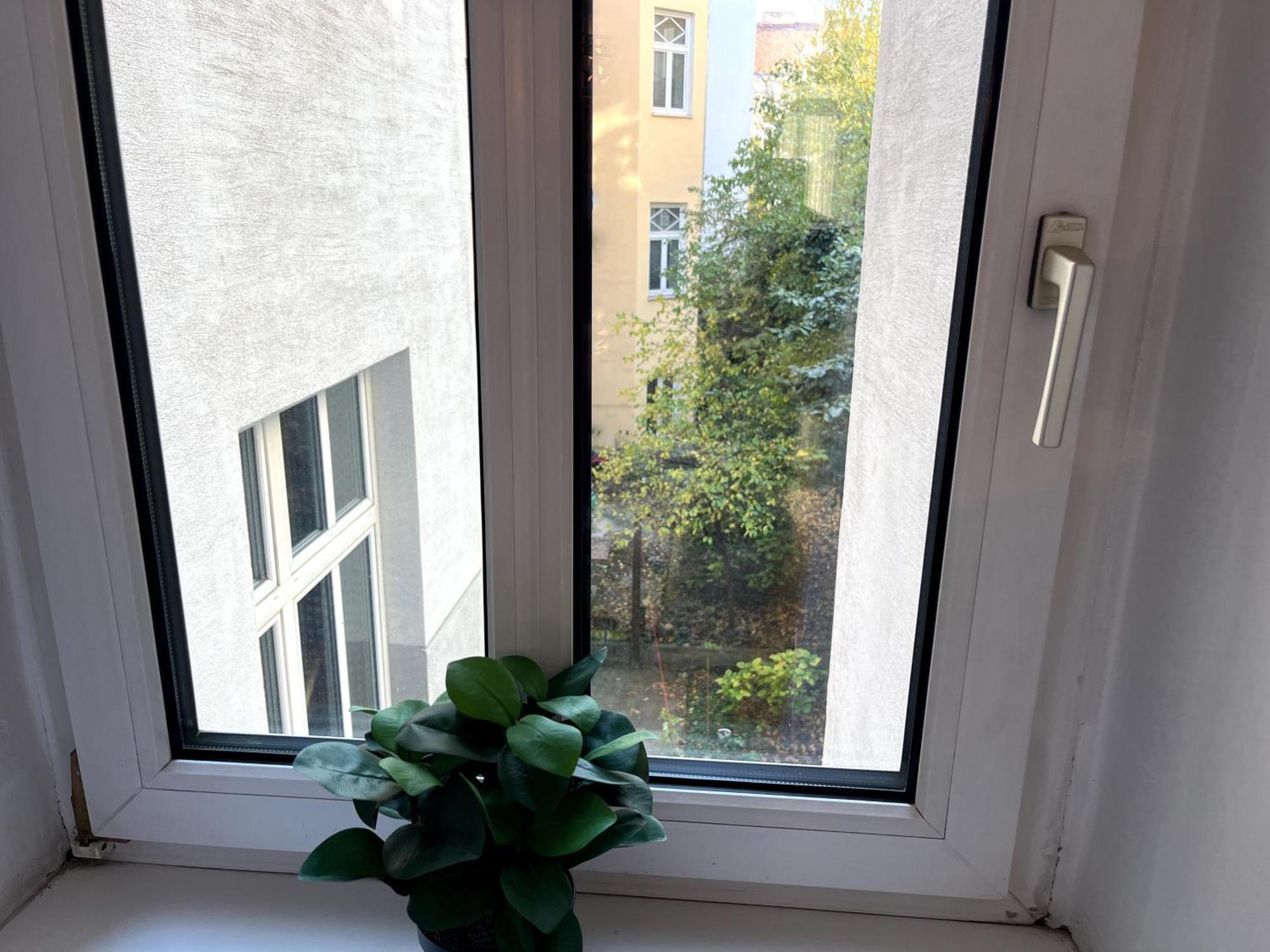 Cozy Two-bedroom Near Metro Apartment Vienna