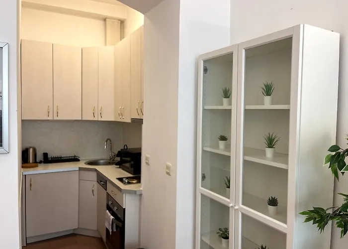 Cozy Two-Bedroom Apartment Near Metro